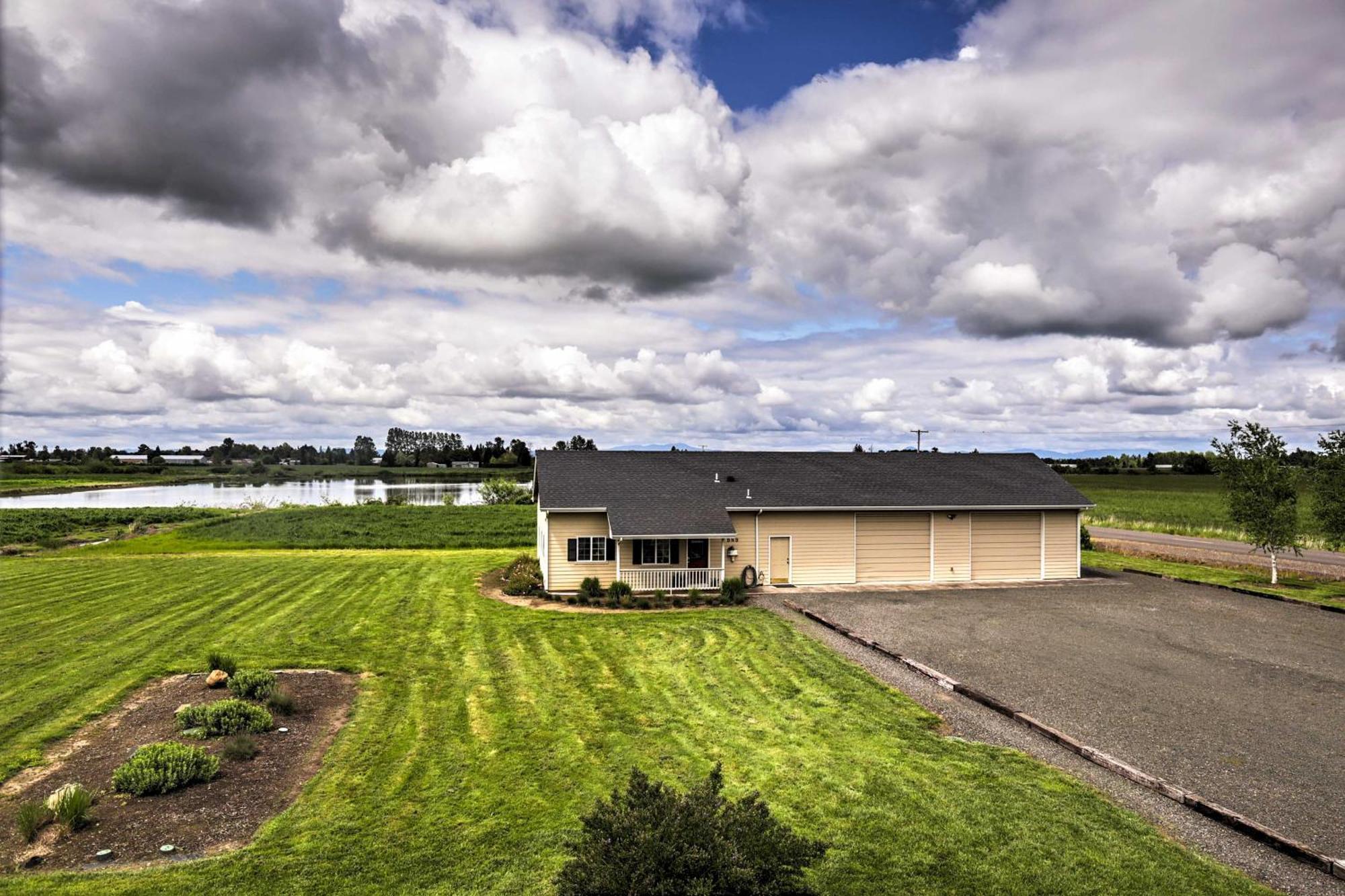 The Farm House On Mount Tom Hotel Harrisburg Exterior foto